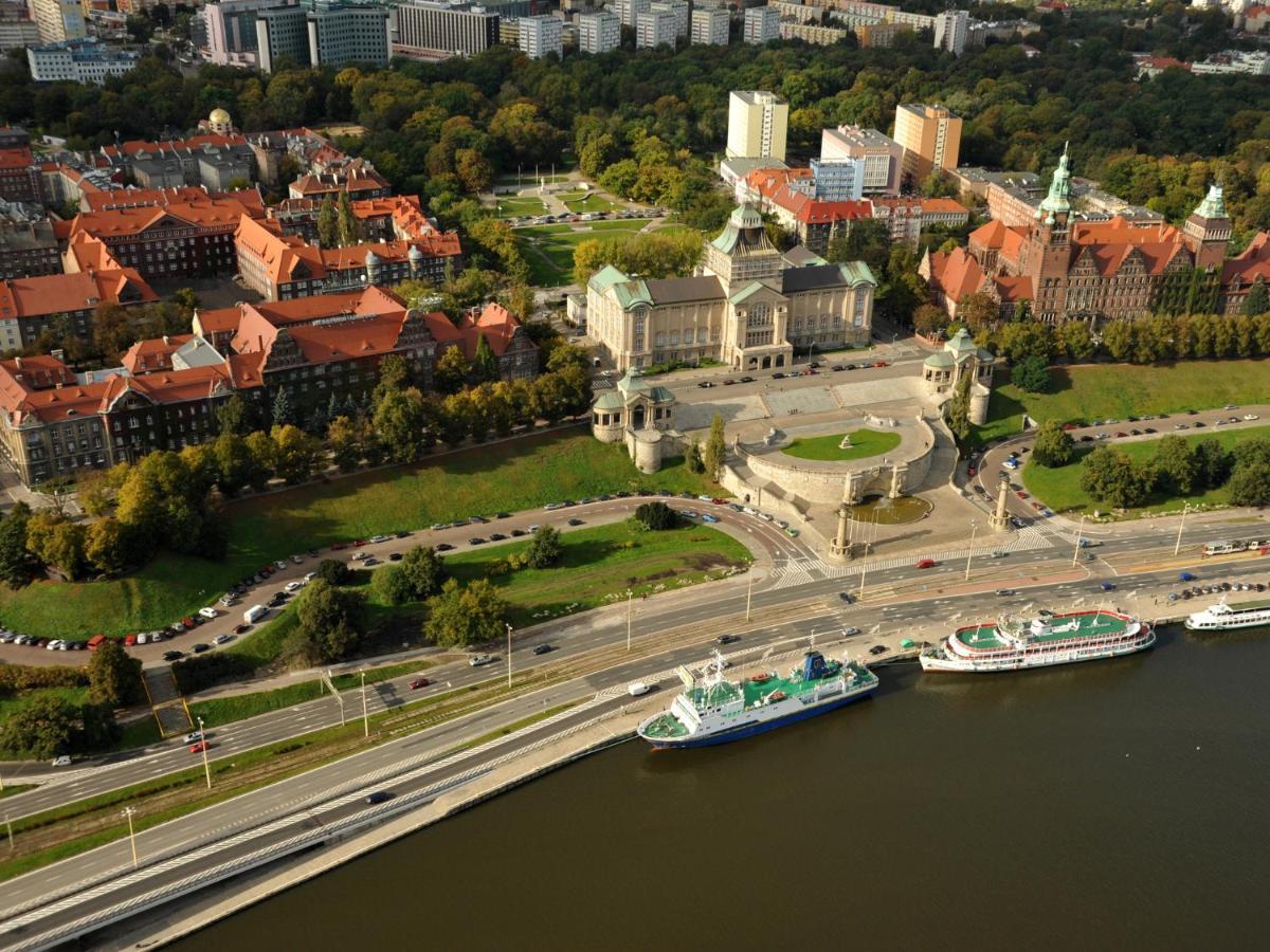 Ostello Studencki Dom Marynarza Pasat Stettino Esterno foto
