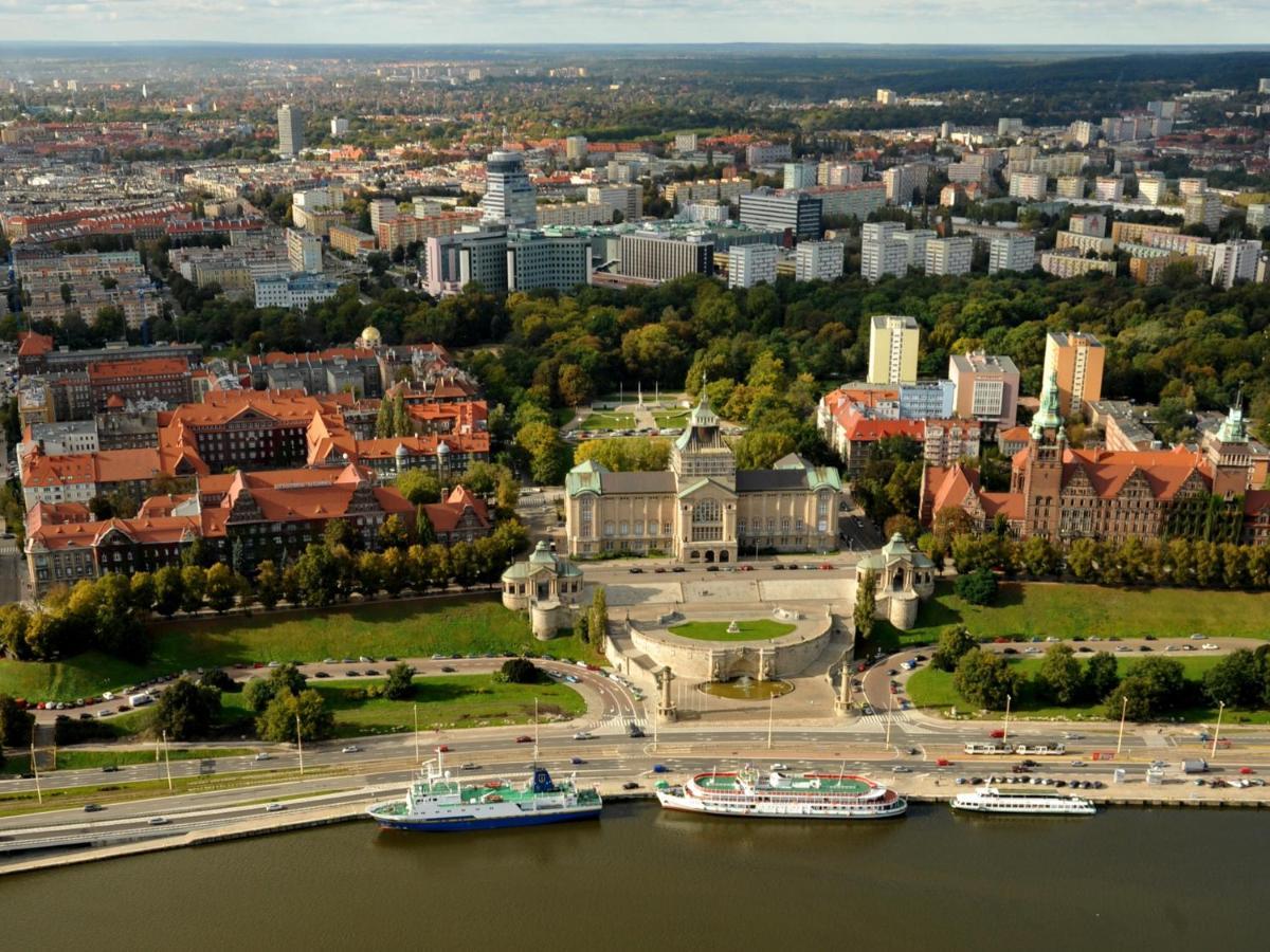 Ostello Studencki Dom Marynarza Pasat Stettino Esterno foto