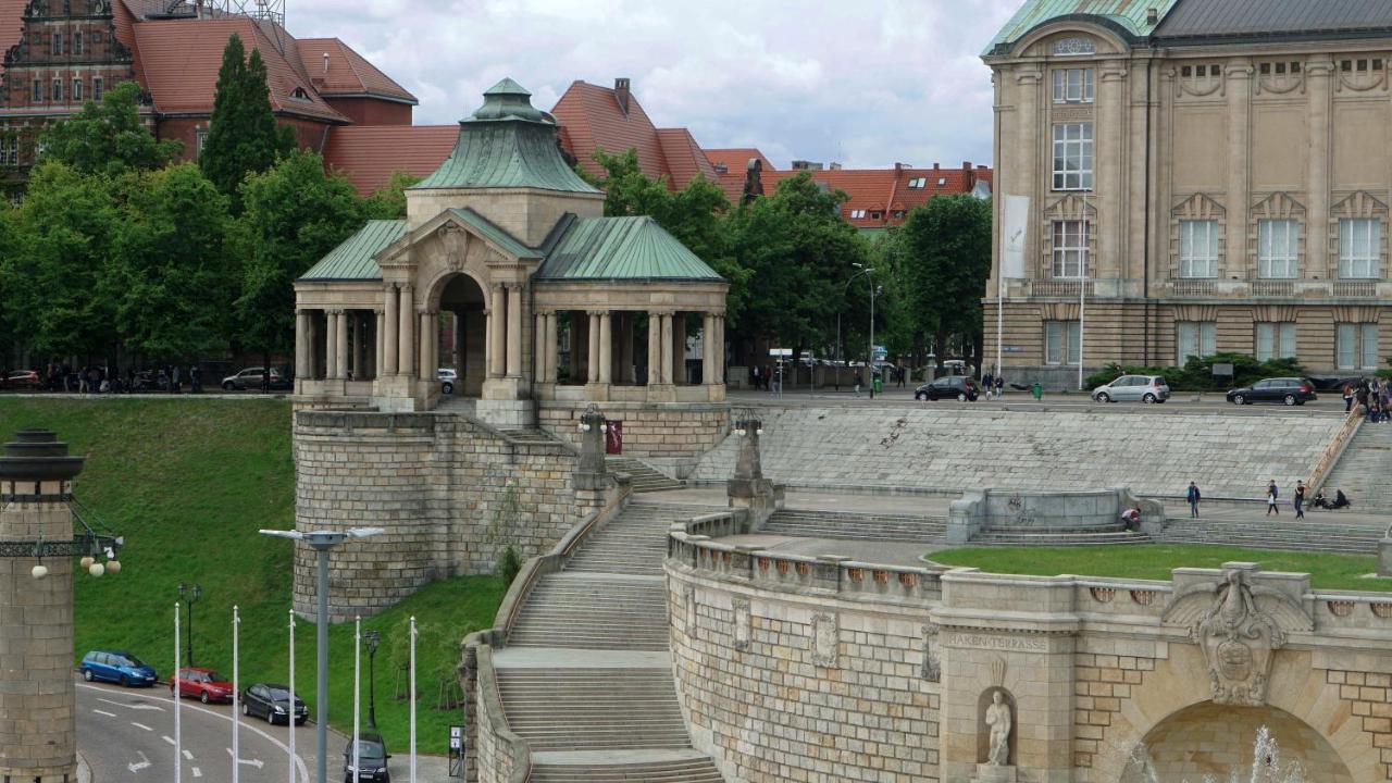 Ostello Studencki Dom Marynarza Pasat Stettino Esterno foto